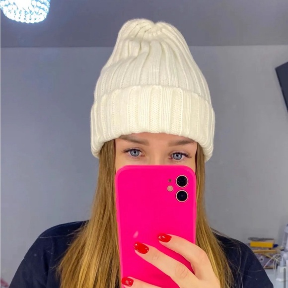 WIGGY HATS Beanie - Picture 4 of 5